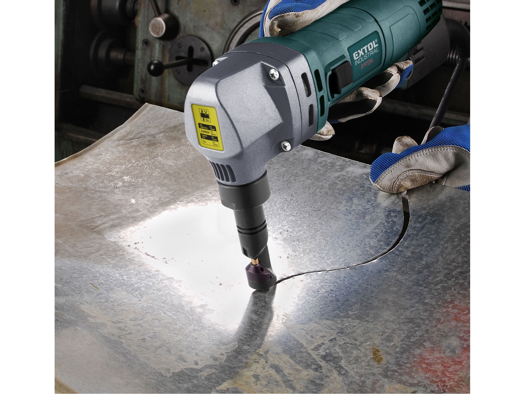 EXTOL INDUSTRIAL Nůžky na plech elektrické prostřihovačky 600W, 8797206 - Obrázek 3