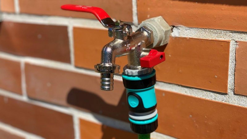 FESTA Ventil zahradní - kohout 1/2" 2x výstup 3/4" - Obrázek 2