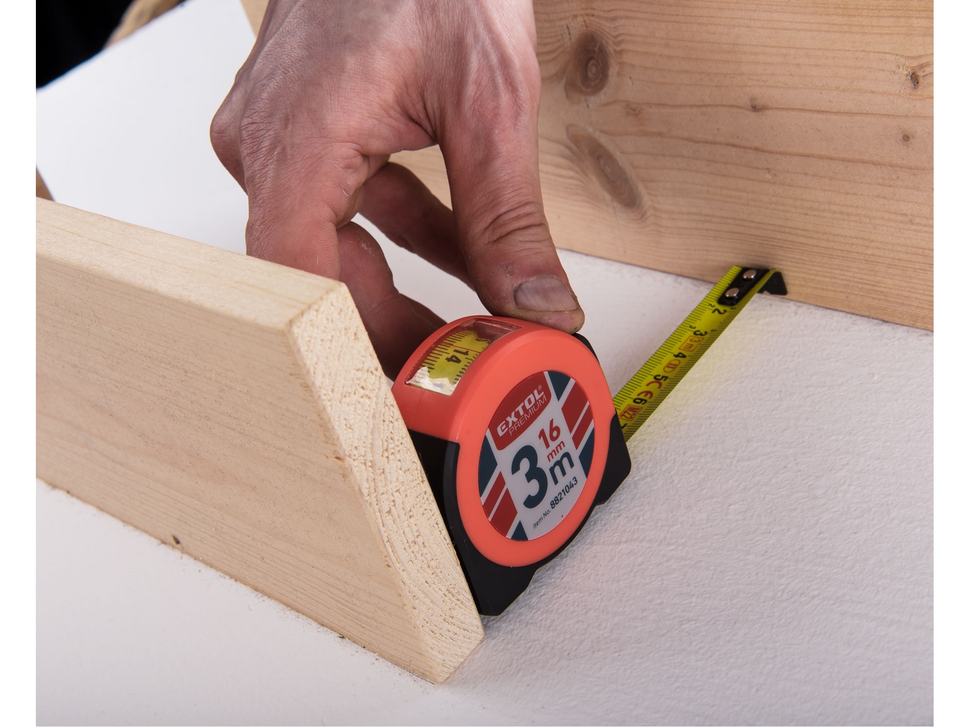EXTOL PREMIUM metr svinovací s odečítacím okénkem, 3m, š. pásku 16mm 8821043 - Obrázek 4